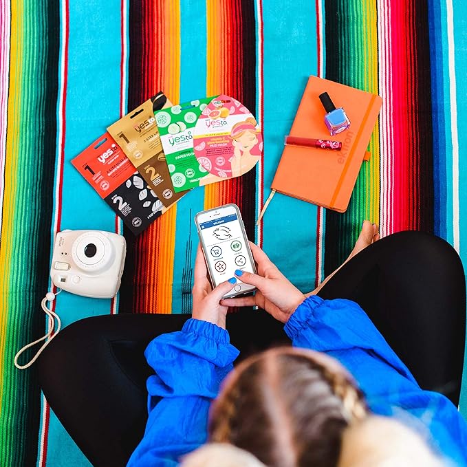 Yes To Tomatoes Two-Step Nose Kit, Detoxifying Daily Cleanser & Nose Strip Clears Breakouts Without Over-Drying With Salicylic Acid & Antioxidants, Natural, Vegan & Cruelty Free, 1-Pack