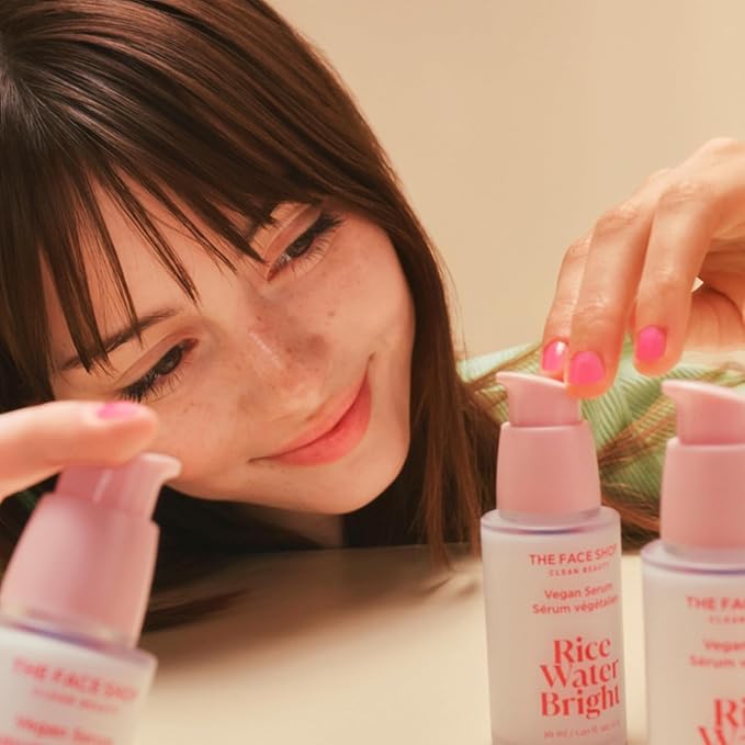The Face Shop Rice Water Bright Vegan Serum - Targets Uneven Skin Tone & Dryness, Brightening, Nourishing, Hydrating - Rice Water, Hyaluronic Acid, Niacinamide - Korean Skin Care