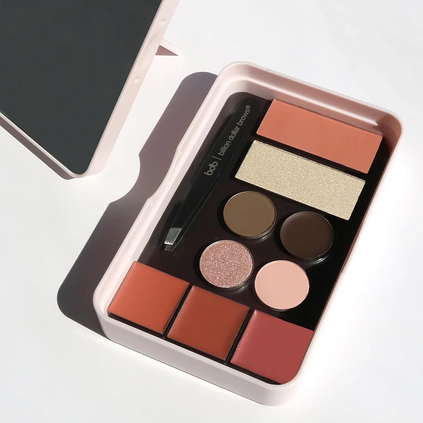 bdb Beauty Box - Magnetic Makeup Palette with Mirror, Eyeshadow, Lipstick, Blush Powder and Highlighter, Trend Setter
