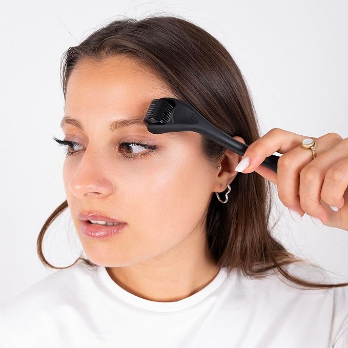 Derma Roller for Body, Hair and Sculp, 540 Titanium Microneedle Dermal Skincare, Microneedling Roller for Men and Women with Storage Case